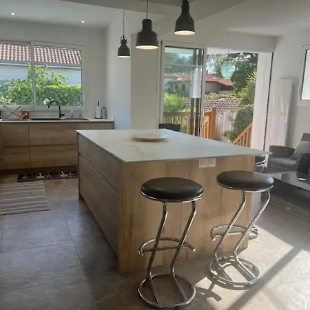 250m From Beach, Moulleau Village Arcachon Villa